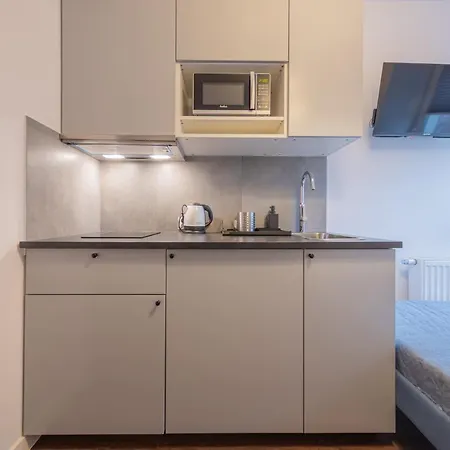 Tinyrooms Apartman *